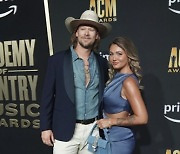 2023 Academy of Country Music Awards - Arrivals