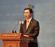 [속보] 당정 "의료체계 붕괴, 野 일방의결 간호법에 대통령 재의요구 건의"