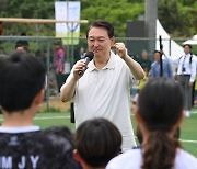 [단독]개각 띄운 尹대통령 직접 '장관 성적' 매긴다 [尹정부 1년 만에 개각 단행하나]