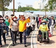 [의왕소식] '두발로 Day’ 행사' 개최 등