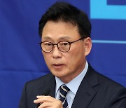 발언하는 박광온 원내대표