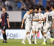 '골 잔치' 제주, 수원FC에 5-0 완승…5연승 질주+3위 도약