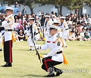 일사불란한 의장대 공연