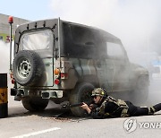 시가지 전투 체험하는 원주시 자율방범대원