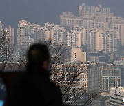 10대 건설사 분양 줄줄이 연기…수도권 61%, 지방 80% 줄었다