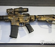 "이건 전쟁용 무기" 美 총기난사 단골 `AR-15`…금지 vs 허용 `뜨거운 논란`