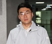 “탈당 김남국, 곧 돌아와? 민주당은 회전문 아니다” 박용진 비판