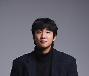 ‘송중기의 남자’ 홍사빈 누구?