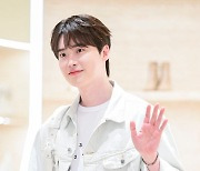 이종석, '미소로 녹이네' [사진]