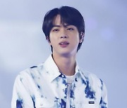 방탄소년단(BTS) 진, 찰랑이는 머릿결을 가진 스타 투표 1위