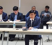 수산식품 100대 수출기업 간담회 하는 송상근 차관