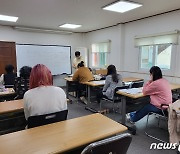 고창군 가족센터, 초·중·고졸 검정고시 합격자 9명 배출