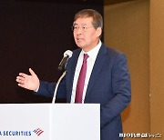 신학철 LG화학 부회장 "전지소재 2030년 매출 30조 달성"