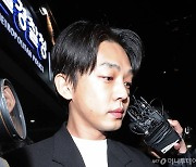 [속보] '마약투약 혐의' 유아인, 2차 피의자 조사 출석