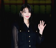 신민아, 올 블랙의 우아함 [SE★포토]