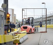 美텍사스, '불법입국 방지' 내세워 멕시코發 화물검사 강화