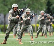 中장성 "우크라 위기 이후 하이브리드 전쟁 부상…대비해야"