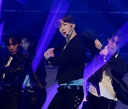 [Ms포토] 이승훈 '위너 무대보다 격렬하게'