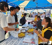 세월호 리본 만드는 광주세월호시민상주모임