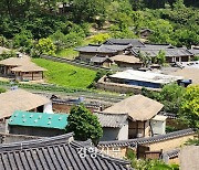 관광객 ‘볼 맛’ 안 나는 세계문화유산 경주 양동마을…집 주인은 ‘죽을 맛’[현장에서]