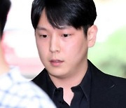 힘찬, 복역 중 또다른 강제추행 혐의로 재판...“피해자와 합의 중”