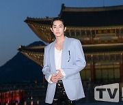 [TD포토] 이수혁 '화보같은 자태'