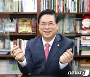 이영훈 목사 "신앙은 십자가 밑에 머물러야…성령충만, 절대긍정, 절대감사"