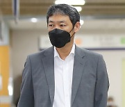 ‘오세훈·김어준 밀약 의혹’ 제기 유튜버 김용호, 불구속 기소