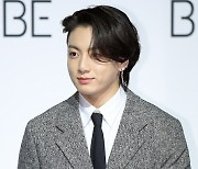 BTS 정국, 스포티파이서 단일곡 6억 스트리밍…K-팝 솔로 최단 기록