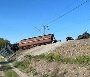 크름반도서 열차 탈선…"강력한 폭발음"