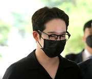 ‘필로폰 투약 혐의’ 가수 남태현 구속영장 기각