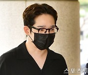 [ST포토] 영장실질심사 출석한 가수 남태현