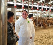 김종훈 전북도 경제부지사, 구제역 방역 현장 점검..'소독 만전'