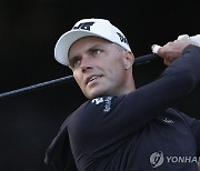 PGA 챔피언십 첫날 '무명' 콜 선두…LIV 소속 디섐보 1타 차 2위