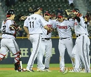 LG, 한화에 3-0으로 승리