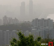 황사 탓 내일 미세먼지 '매우나쁨'…호남 위기경보 발령