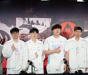 준우승으로 MSI 마친 BLG, "LCK 팀 모두 탈락시킨 게 인상 깊어"