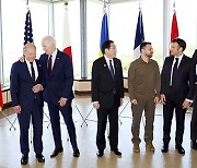 러 “G7, 젤렌스키 일본에 불러 반러시아·반중국 ‘선동 쇼’”