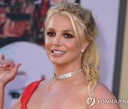 ‘톱스타 2명과 불륜 고백’ 브리트니 스피어스 “자서전 쓴 이유는...”