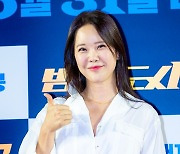 [T포토] 백지영 '범죄도시3 엄지척'