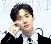 황민현, '스터디그룹' 주인공 되나…"제안 받고 긍정 검토 중" [공식입장]