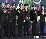 NCT 드림 경호원, 공항서 팬 밀쳐 전치 5주 부상...결국 검찰 송치