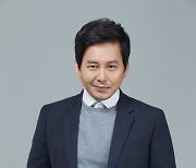 배우 윤기원, ‘조선의 사랑꾼’ 이어 인천연극제 대상 수상작 ‘보는 것을 사랑하다’로 관객과 호흡