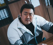 ‘범죄도시3’ 괴물형사 마동석의 화끈한 핵주먹 귀환[MK무비]