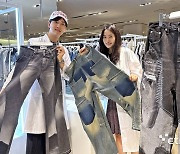 갤러리아百, 헌 옷으로 만든 패션 브랜드 ‘써저리’ 팝업 스토어 단독 공개
