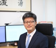 허진석 한체대 교수, 2023 한국시문학상 수상
