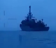 폭탄 싣고 러 함대로 진격…자폭 드론 보트 영상 공개한 우크라