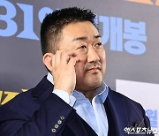 마동석, 촬영 중 추락 사고…"척추 골절, 하반신 마비됐을 수도 있다고"