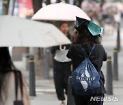 비내리는 황금연휴…실내 '쇼핑몰·백화점' 어디 가볼까