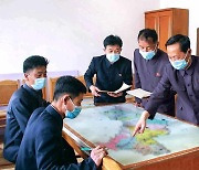 북한 이상기후 '엘니뇨'에 긴장…"각성 또 각성해야"